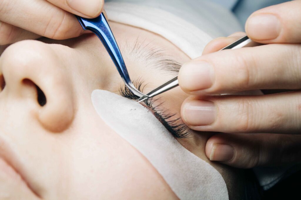 Eyelashes Extension Huntsville – Natural or Glamorous, Customized Just For You